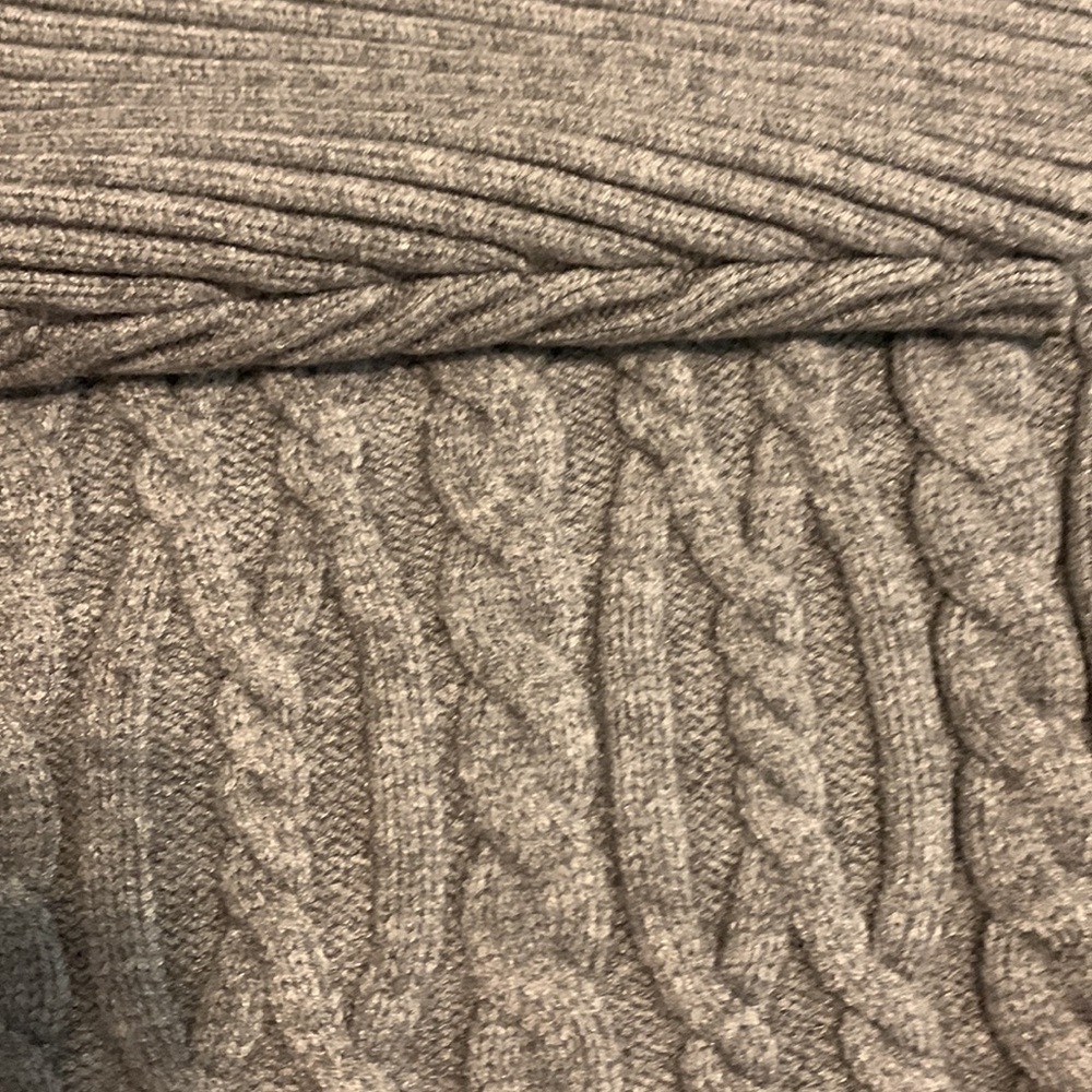 Sweater - Picture 2 of 4